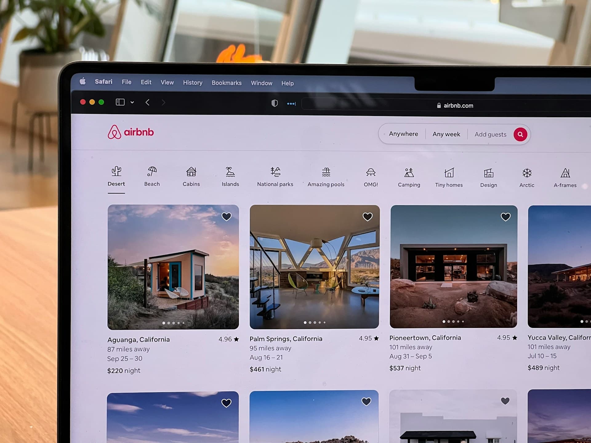Browsing optimized Airbnb listings